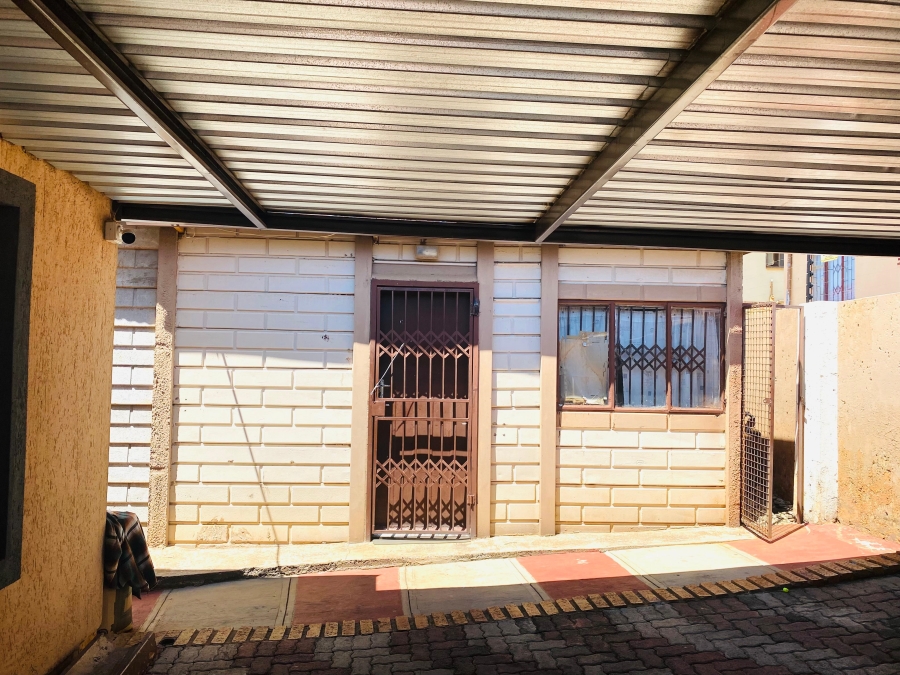 3 Bedroom Property for Sale in Tlhabane West North West